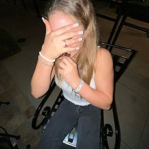 Meet your Posher, Victoria